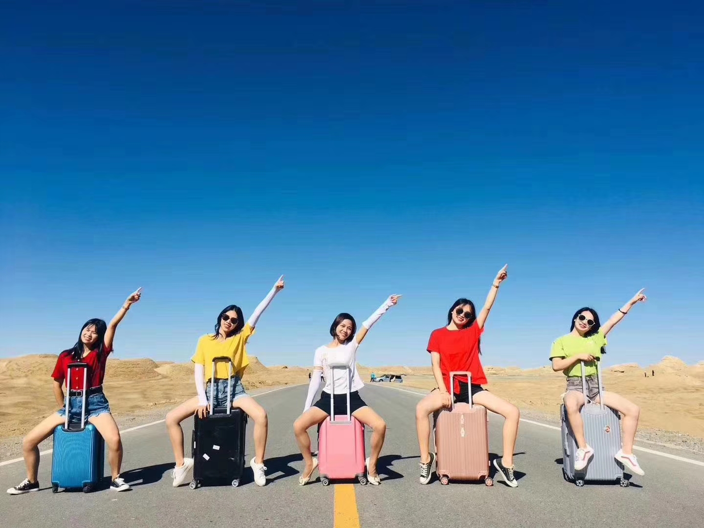 敦煌徒步线路定制