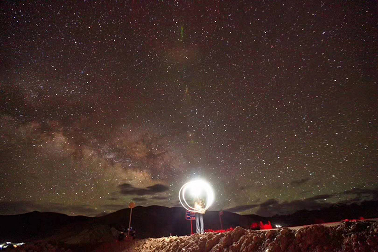 敦煌沙漠的星空