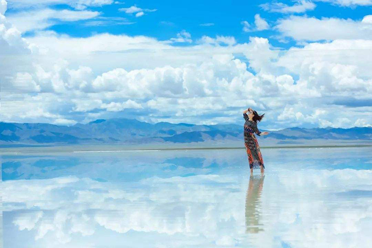 徒步旅游