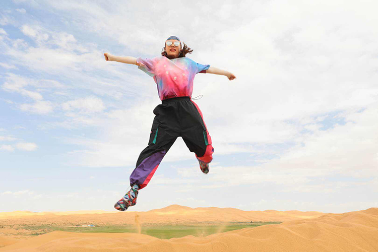 户外沙漠徒步穿越