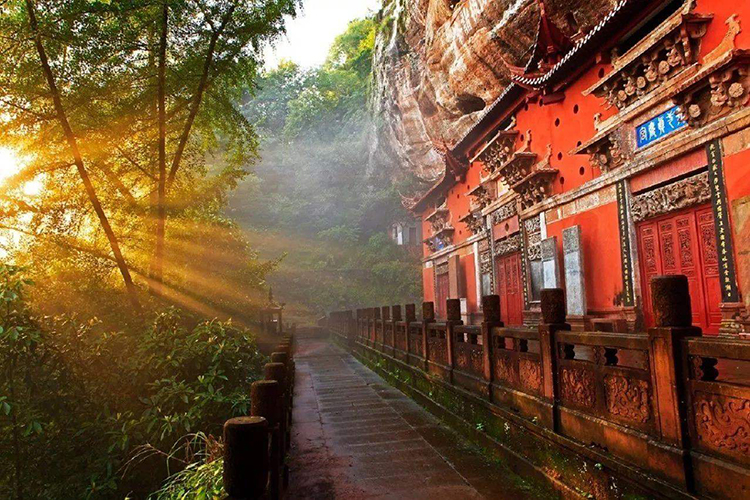 户外旅游