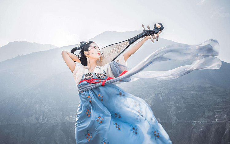 沙漠敦煌汉服