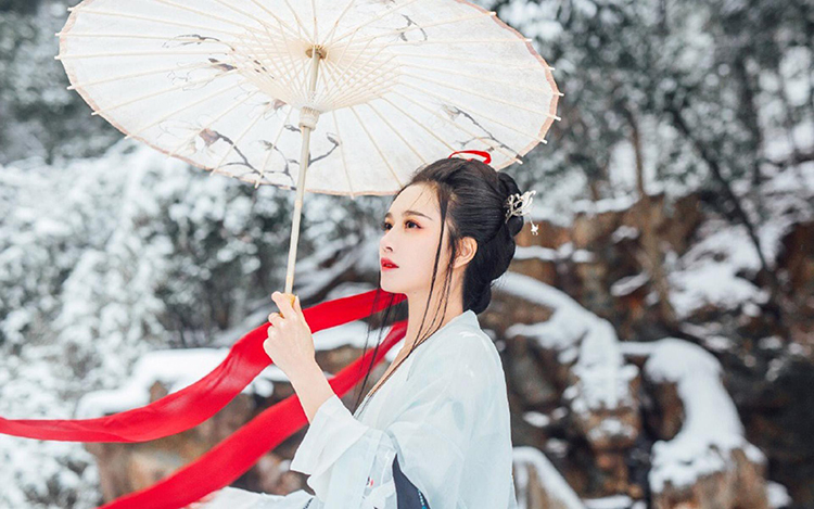 去敦煌看雪景
