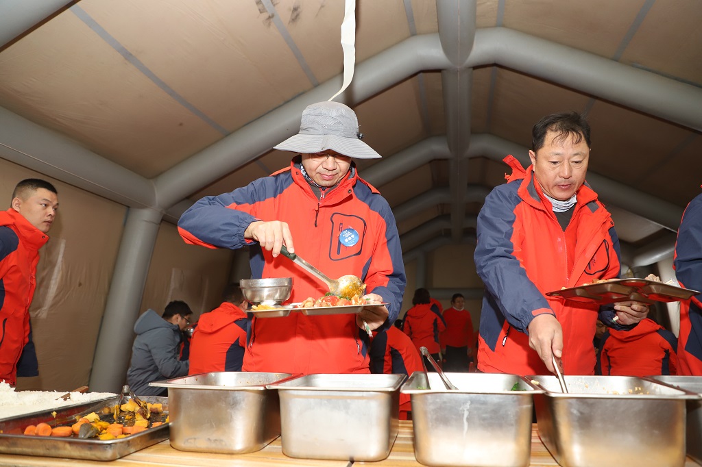 天康生物戈壁徒步